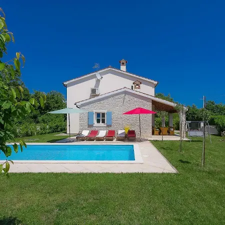 Azura Villa