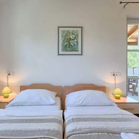 Villa Azura *